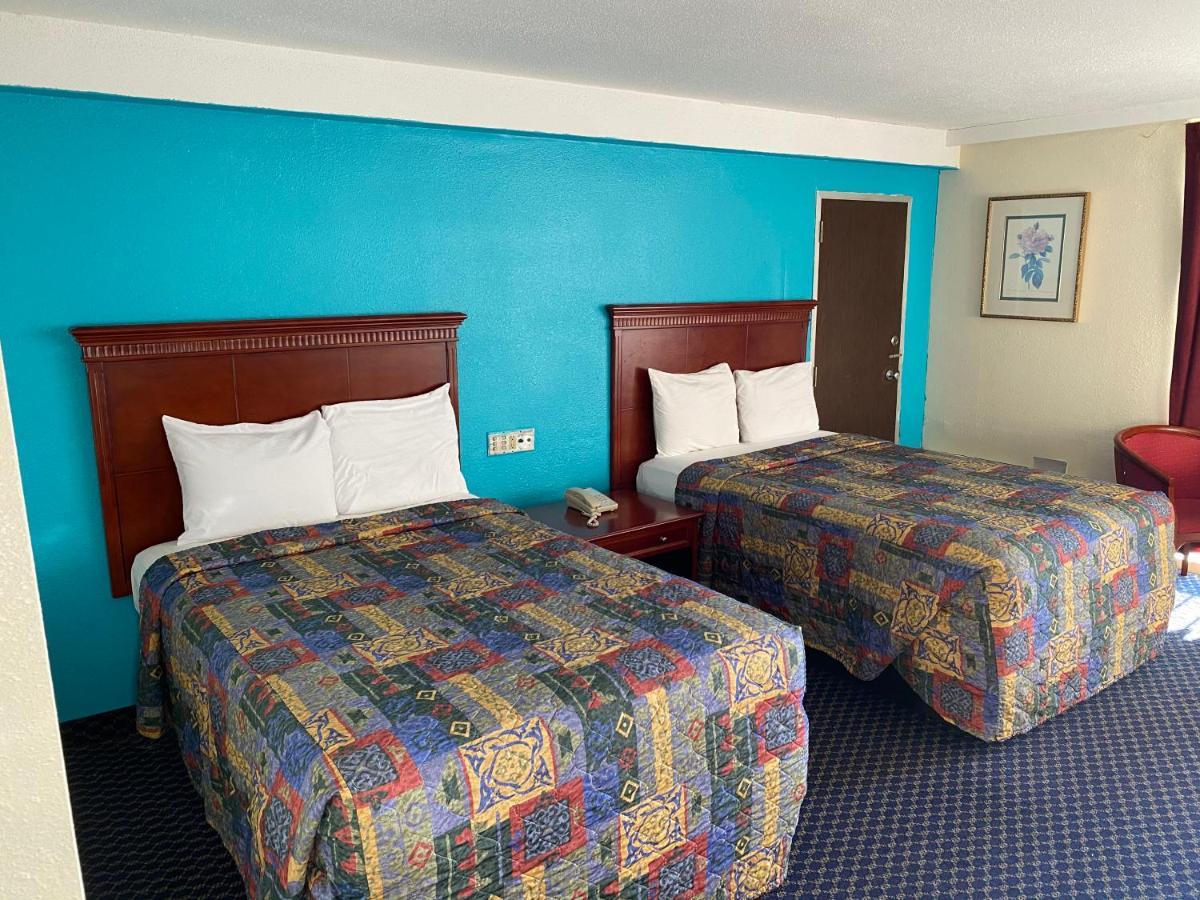 Travel Inn Petersburg Exteriér fotografie