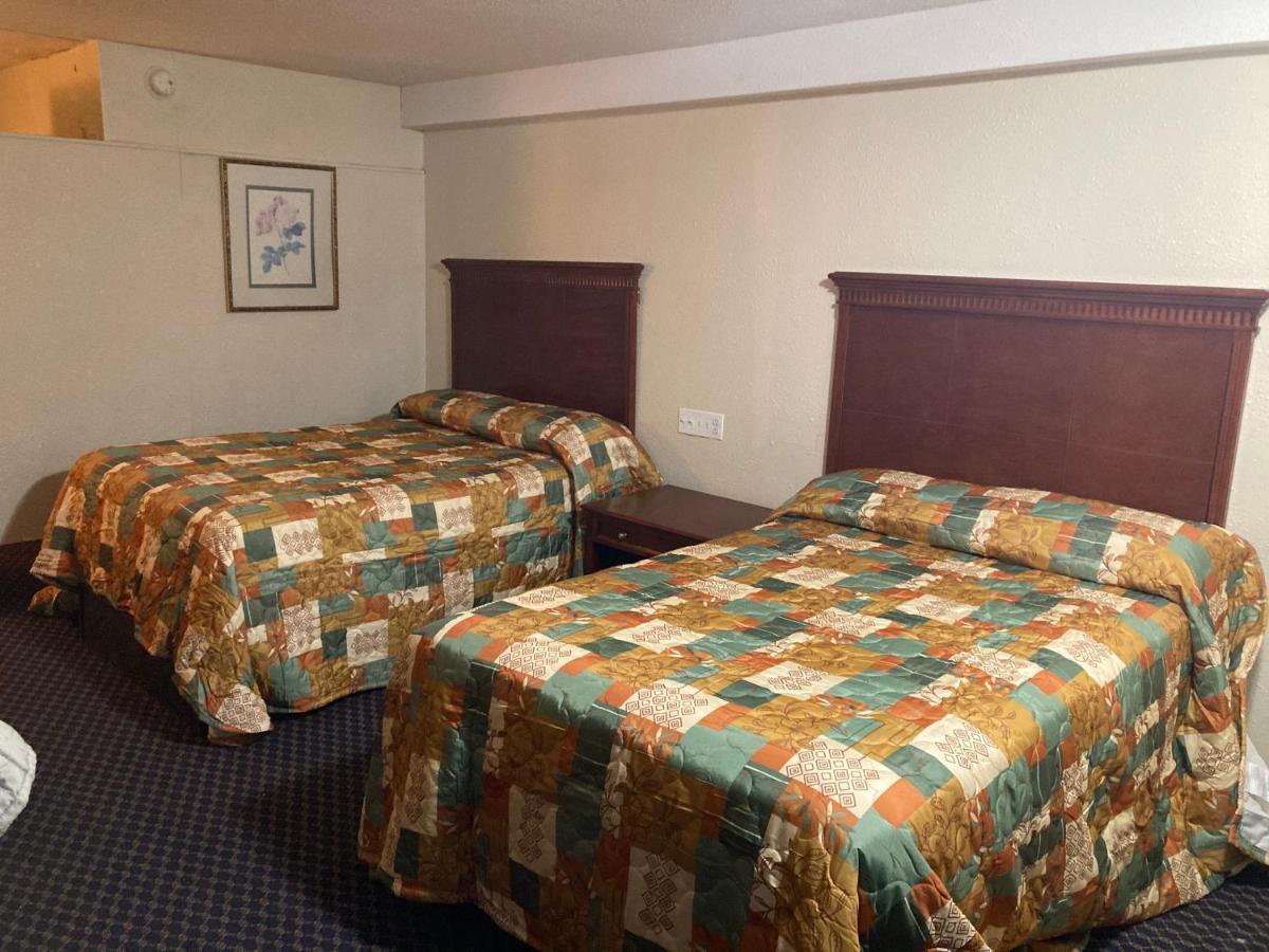 Travel Inn Petersburg Exteriér fotografie