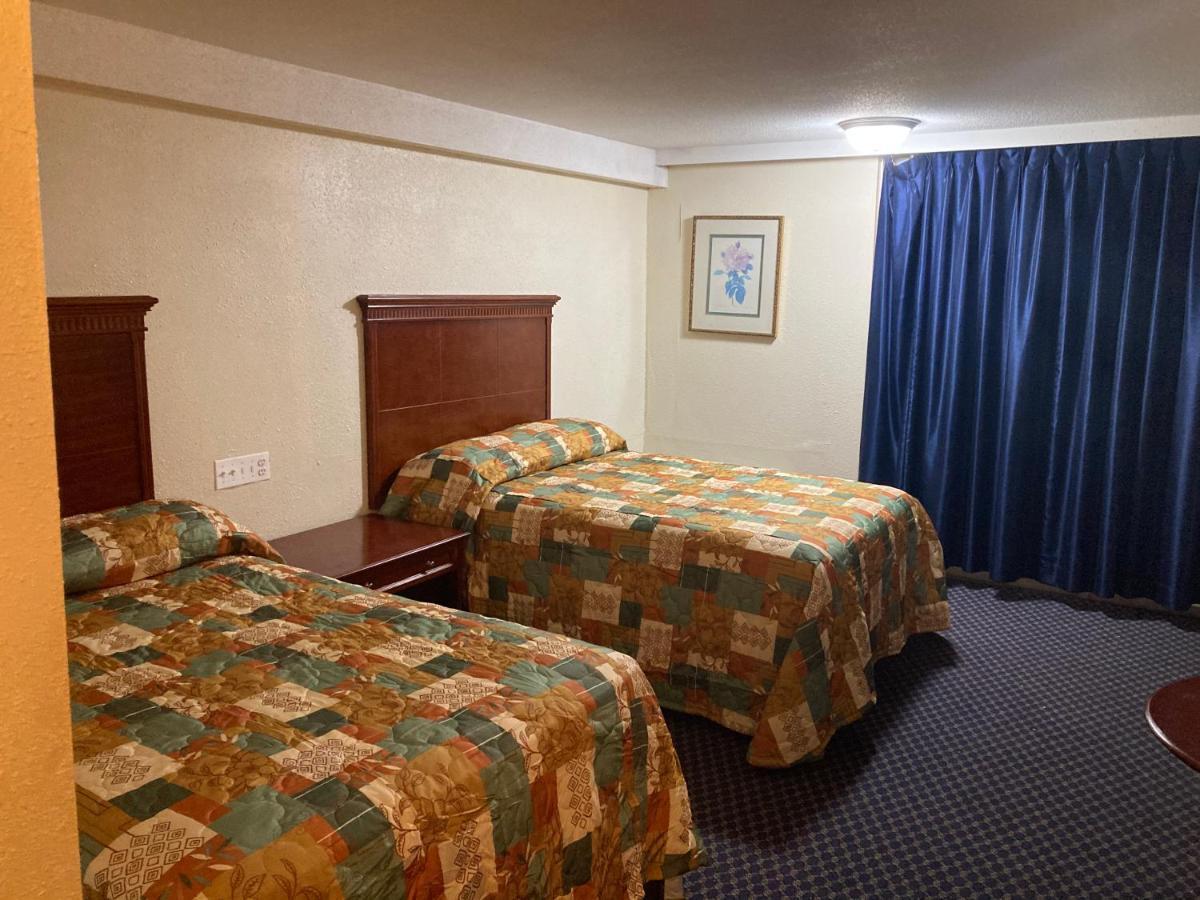 Travel Inn Petersburg Exteriér fotografie
