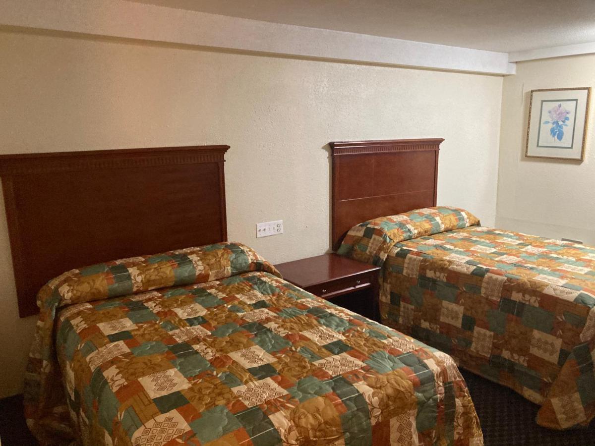 Travel Inn Petersburg Exteriér fotografie